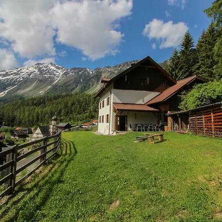 Widum Koefels Hébergement de vacances Umhausen